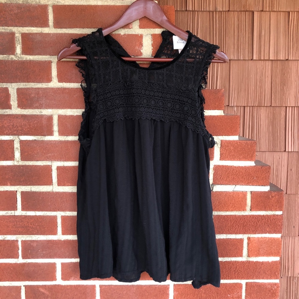 Knox Rose lacy black tank NWOT
